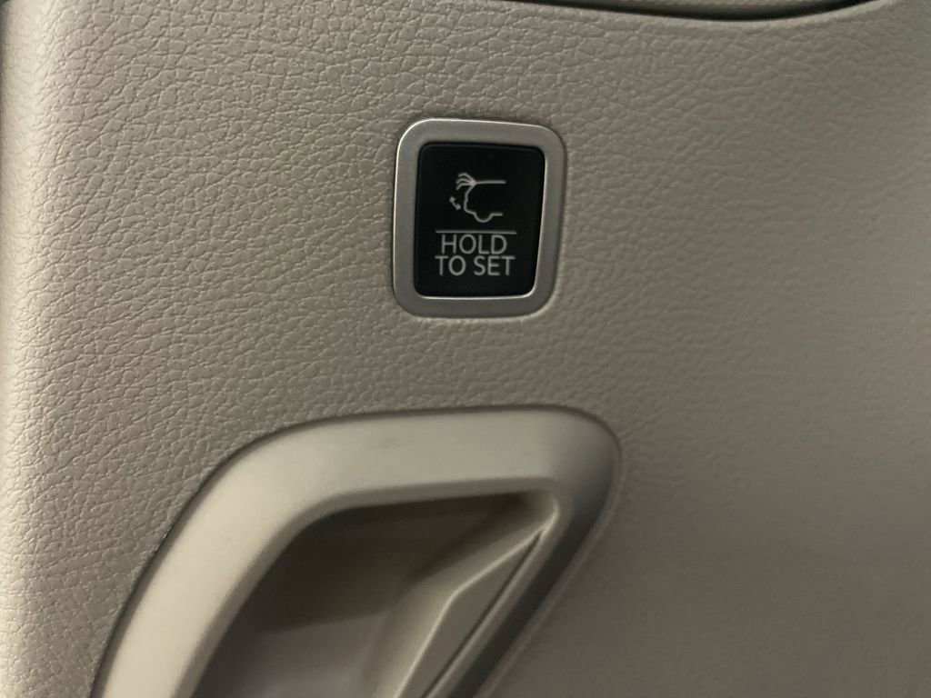 Used 2022 Jeep Wagoneer Series I image 30