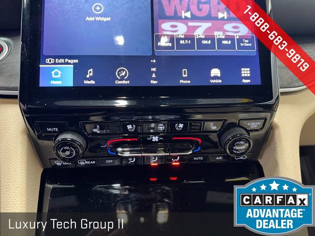 Used 2023 Jeep Grand Cherokee Limited w/ Luxury Tech Group II image 4