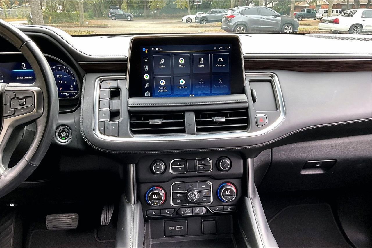 Used 2022 Chevrolet Tahoe Z71 w/ Luxury Package image 9