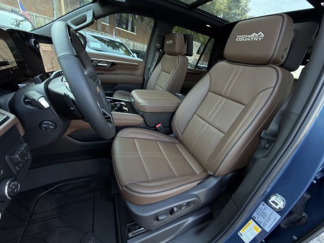 New 2026 Chevrolet Tahoe High Country AWD/4WD image 19