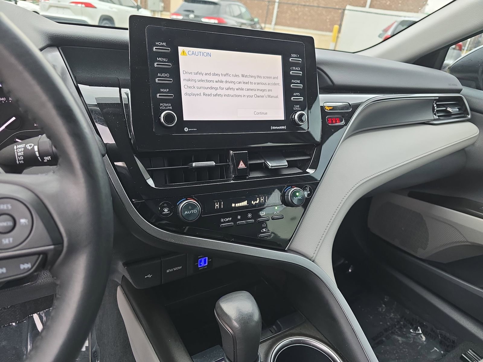 Used 2023 Toyota Camry SE image 25