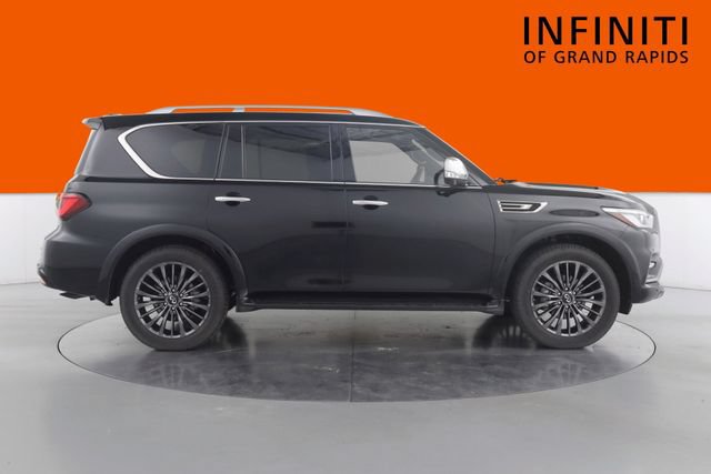 Used 2023 INFINITI QX80 Sensory AWD/4WD image 8