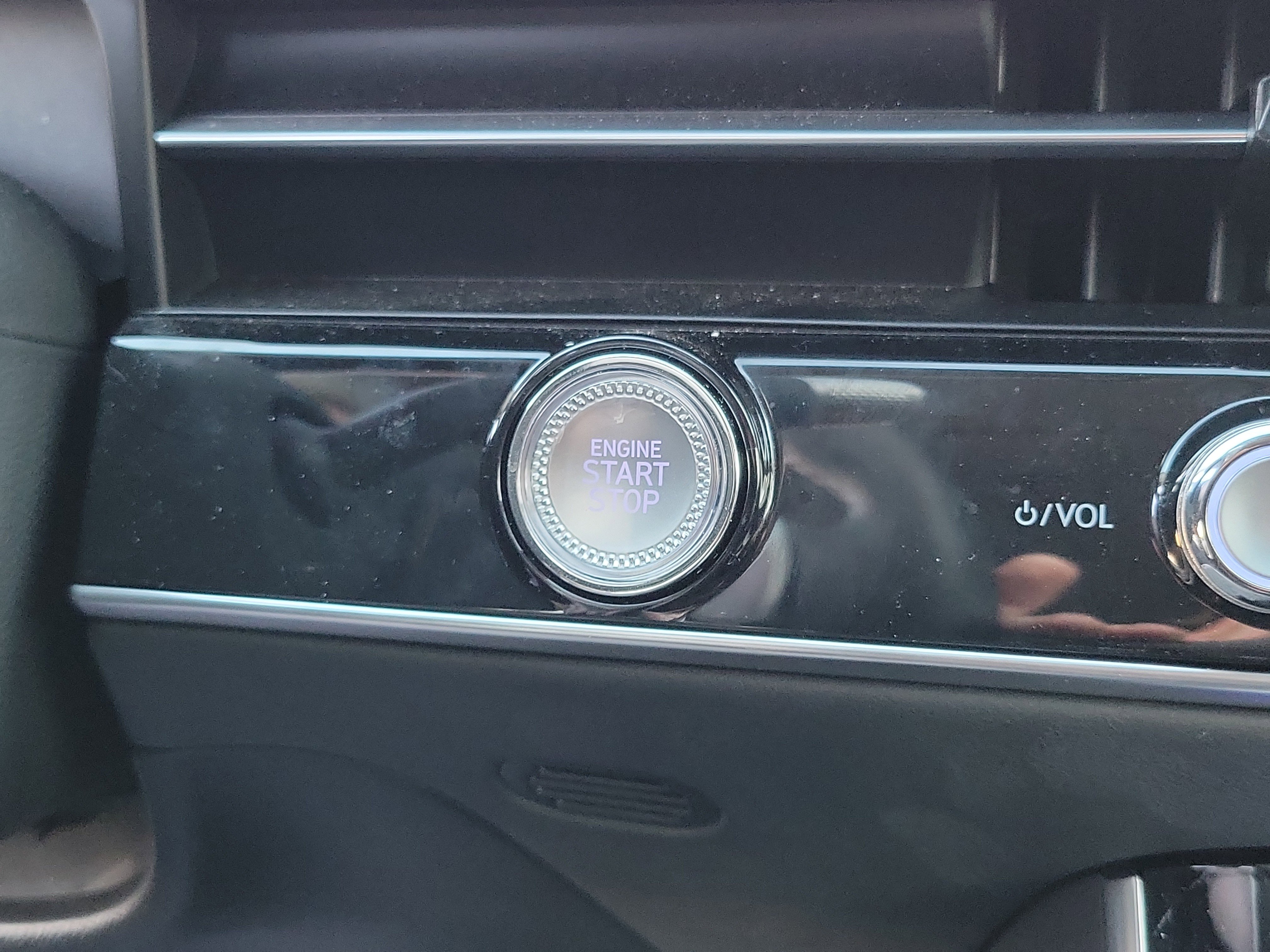 Certified 2026 Genesis GV70 2.5T Select image 15