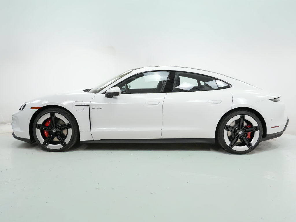 New 2026 Porsche Taycan 4S AWD/4WD image 2