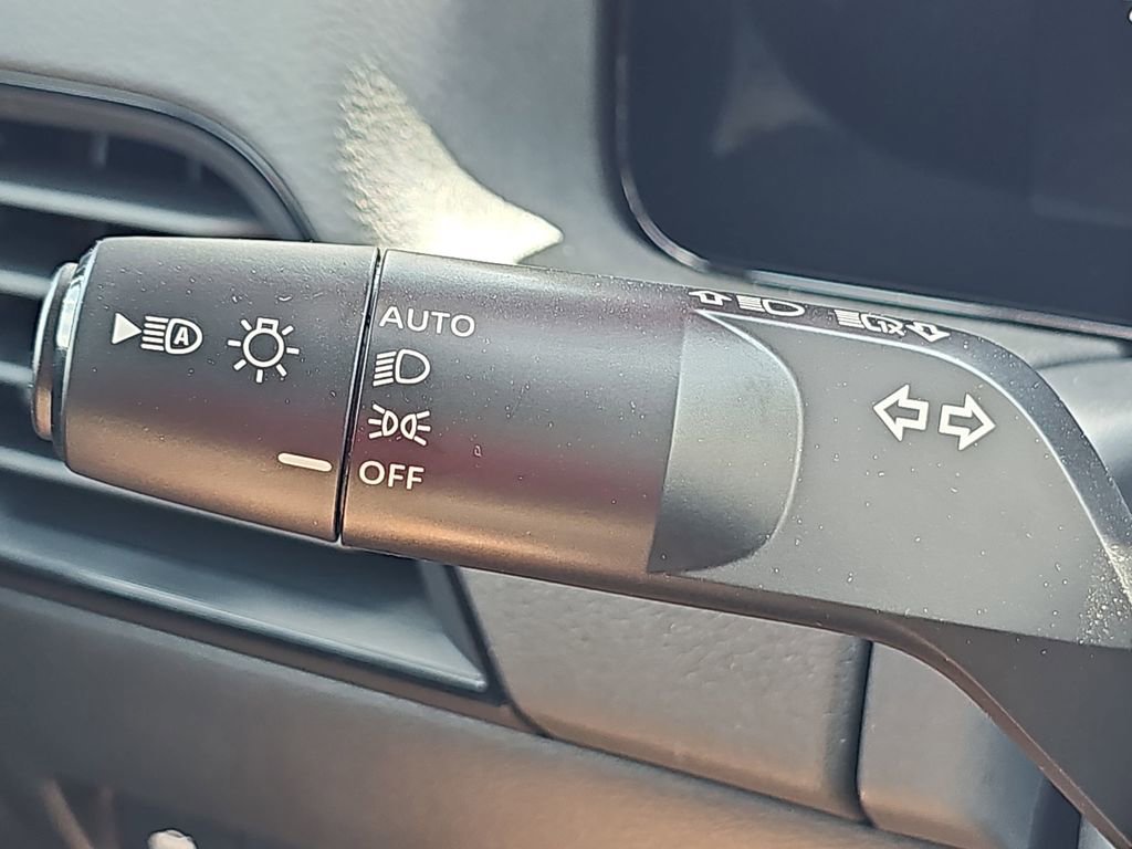 New 2026 Nissan Sentra SR w/ SR Premium Package image 28