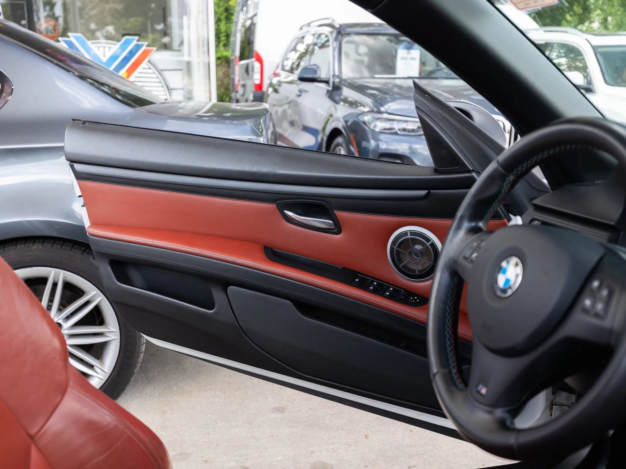 Used 2013 BMW M3 Convertible RWD image 38