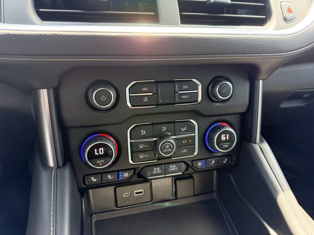 Used 2022 Chevrolet Suburban Premier RWD image 20
