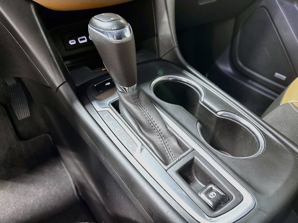 Used 2020 Chevrolet Equinox Premier FWD image 17