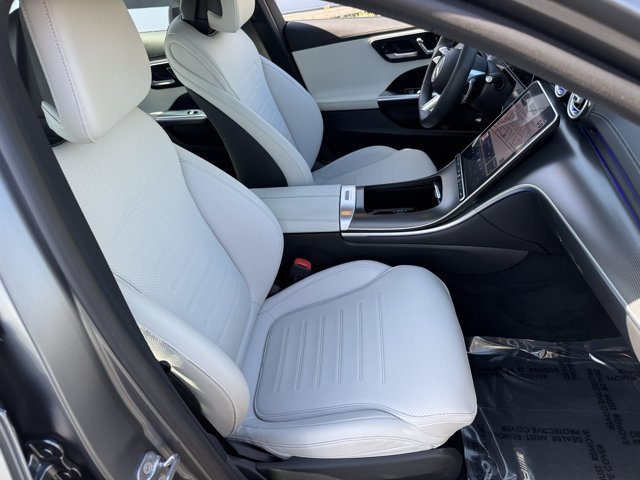 Used 2023 Mercedes-Benz C 300 Sedan image 6