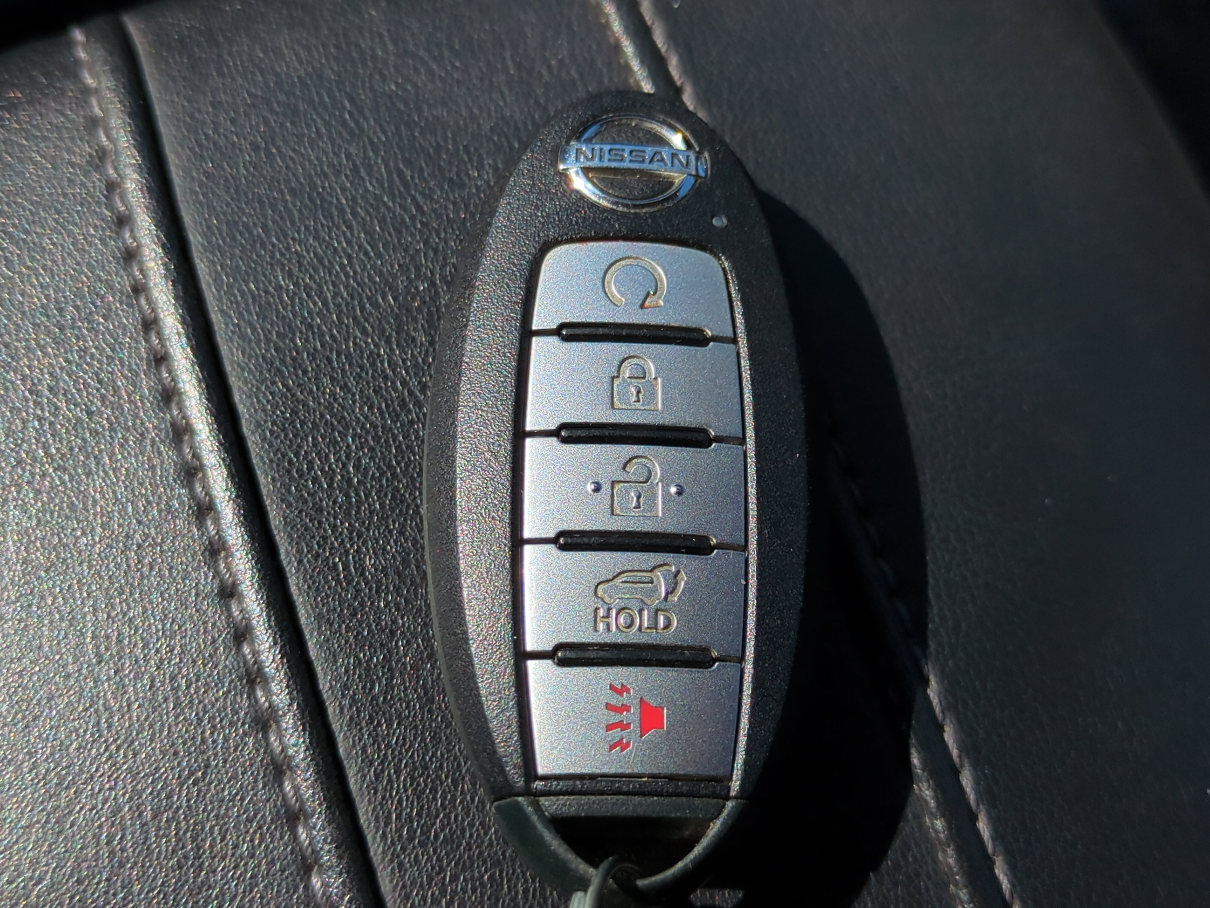 Used 2019 Nissan Rogue SV w/ Premium Package FWD image 25