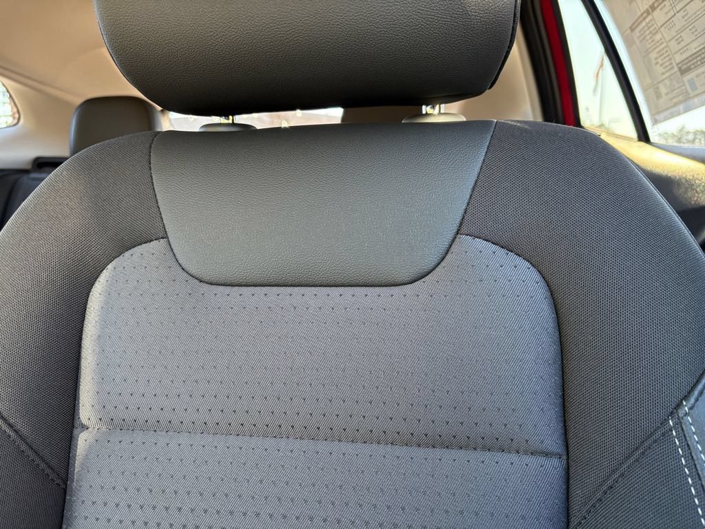 New 2026 Chevrolet Trax LT w/ Driver Confidence Package FWD image 15