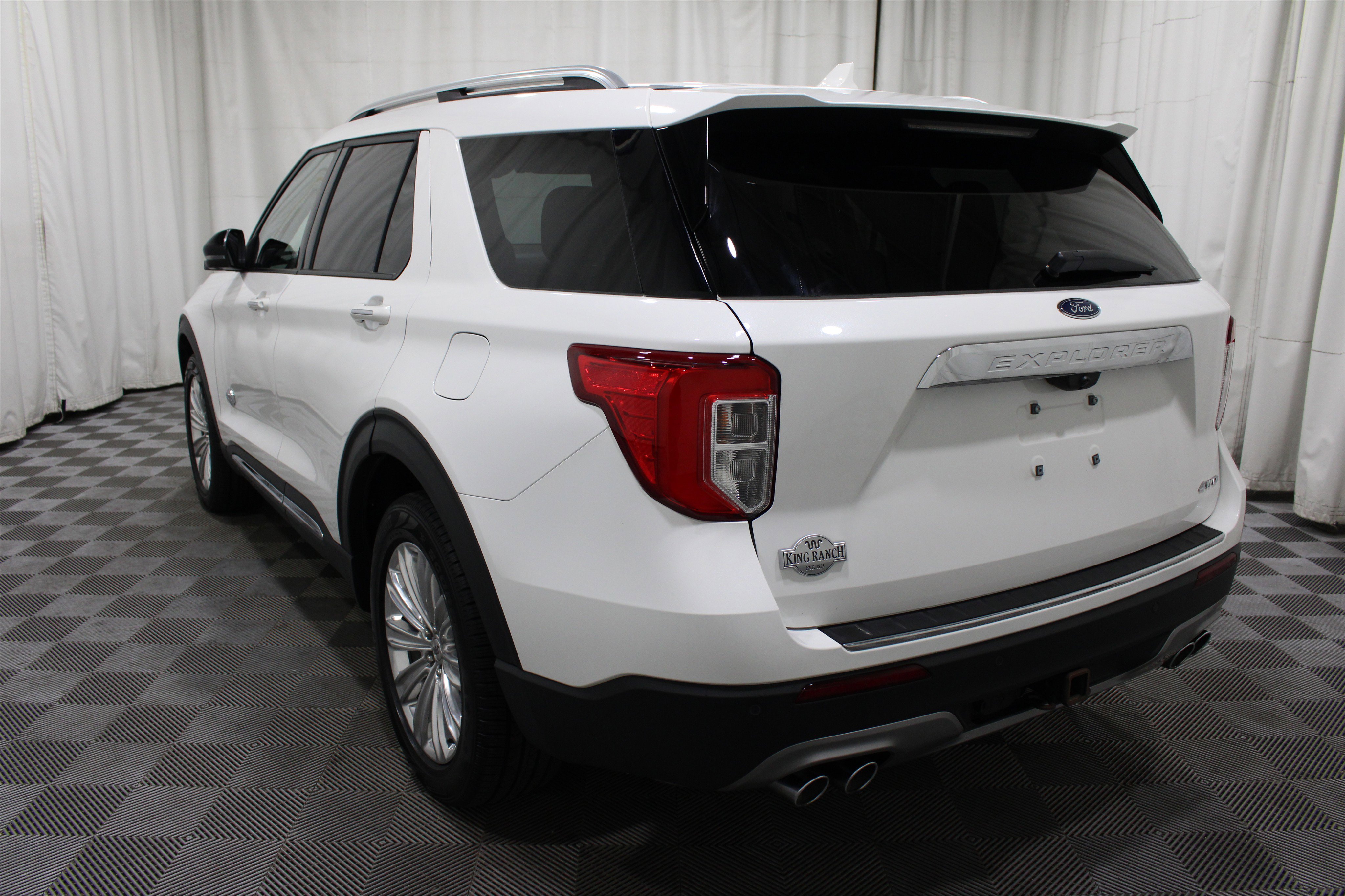 Used 2022 Ford Explorer King Ranch w/ Technology Package AWD/4WD image 35