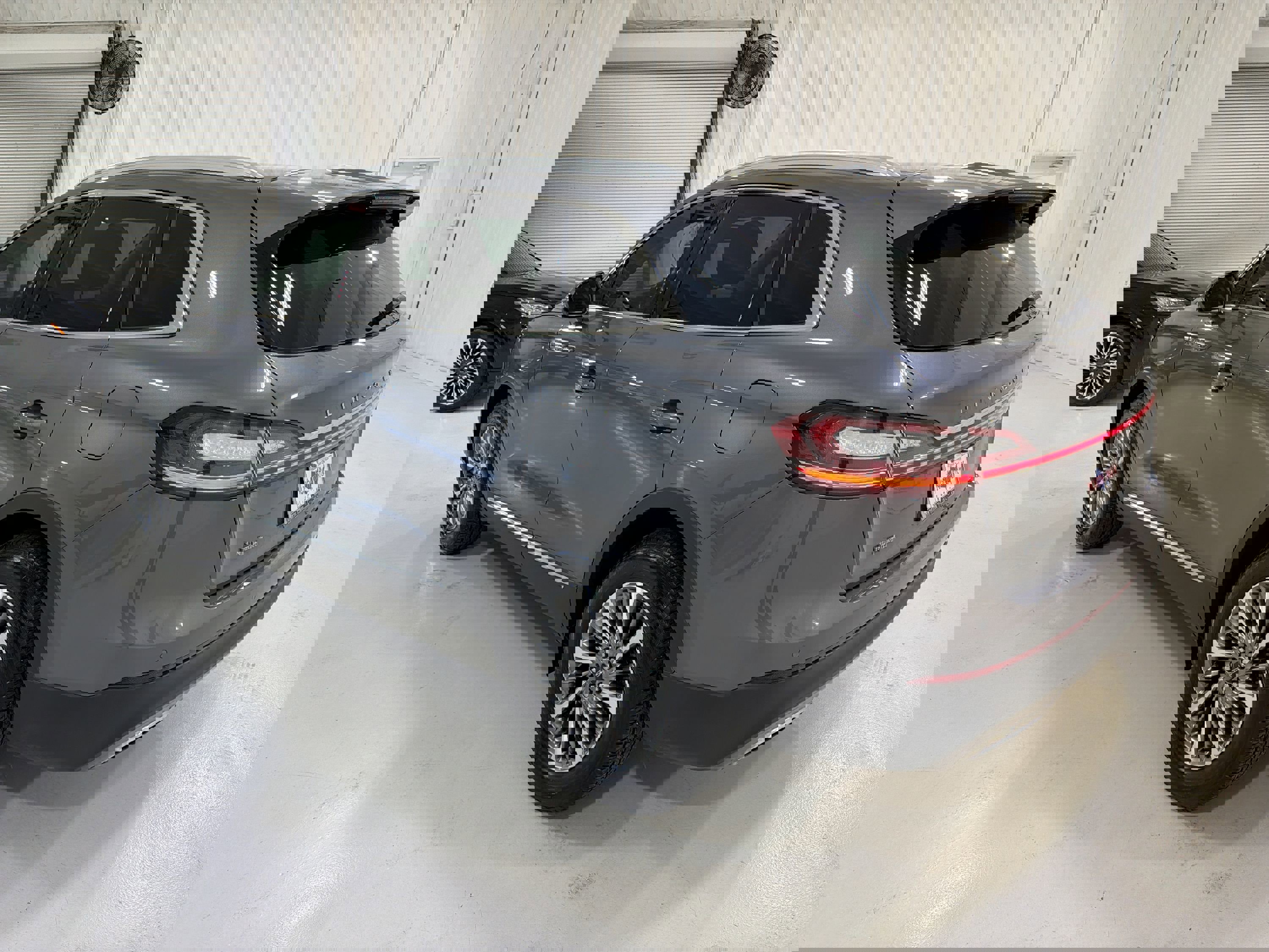 Used 2023 Lincoln Nautilus FWD image 24