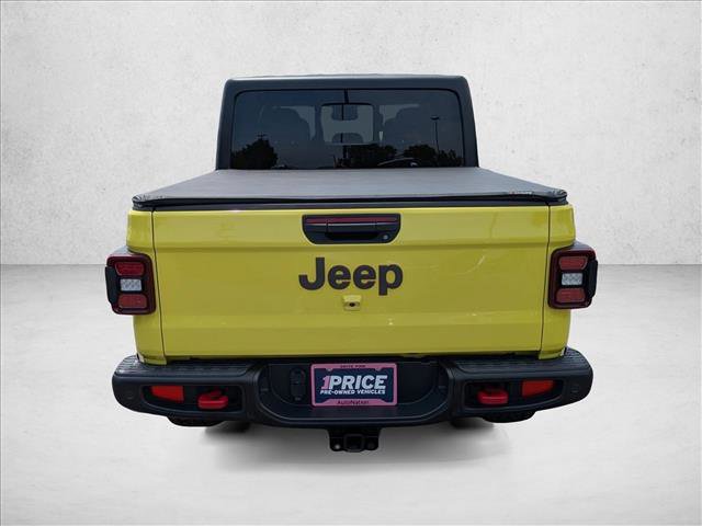 Used 2024 Jeep Gladiator Rubicon w/ Technology Group AWD/4WD image 7