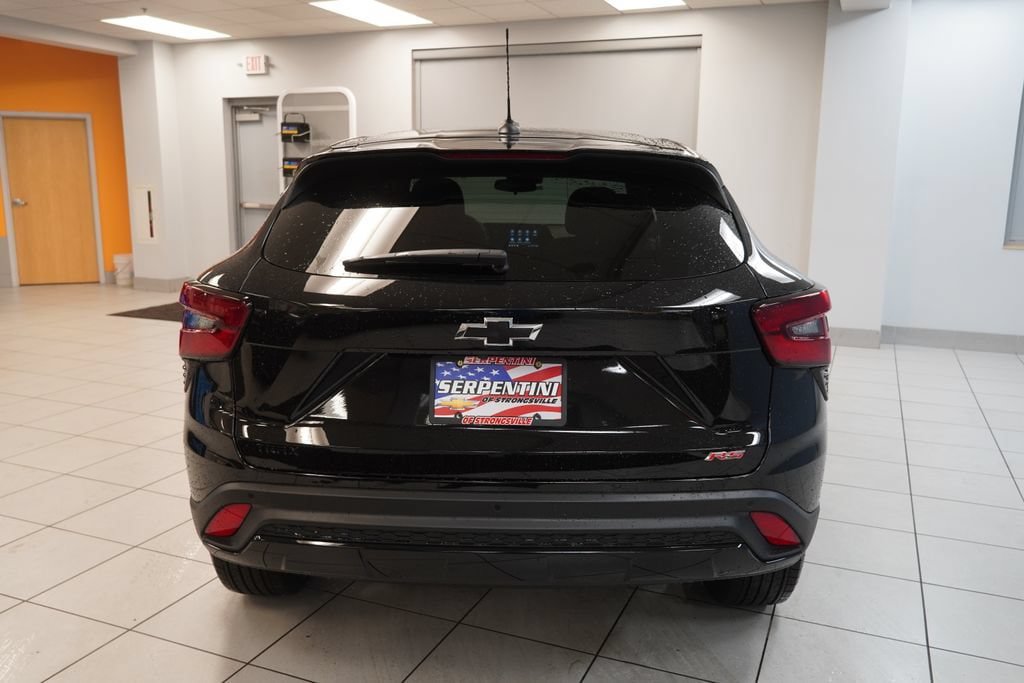 New 2026 Chevrolet Trax RS w/ Driver Confidence Package FWD image 7