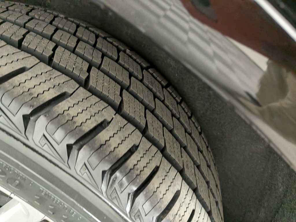 Certified 2023 Dodge Durango GT image 16