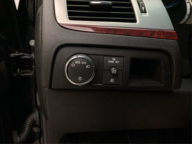 Used 2013 Cadillac Escalade EXT Luxury image 22