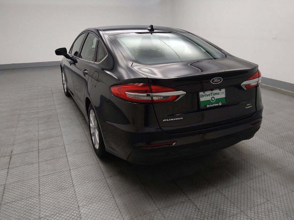 Used 2020 Ford Fusion SE FWD image 5