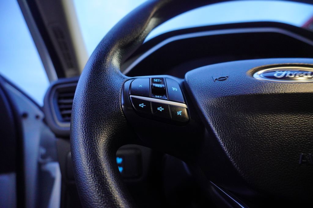 Used 2020 Ford Escape SE image 22