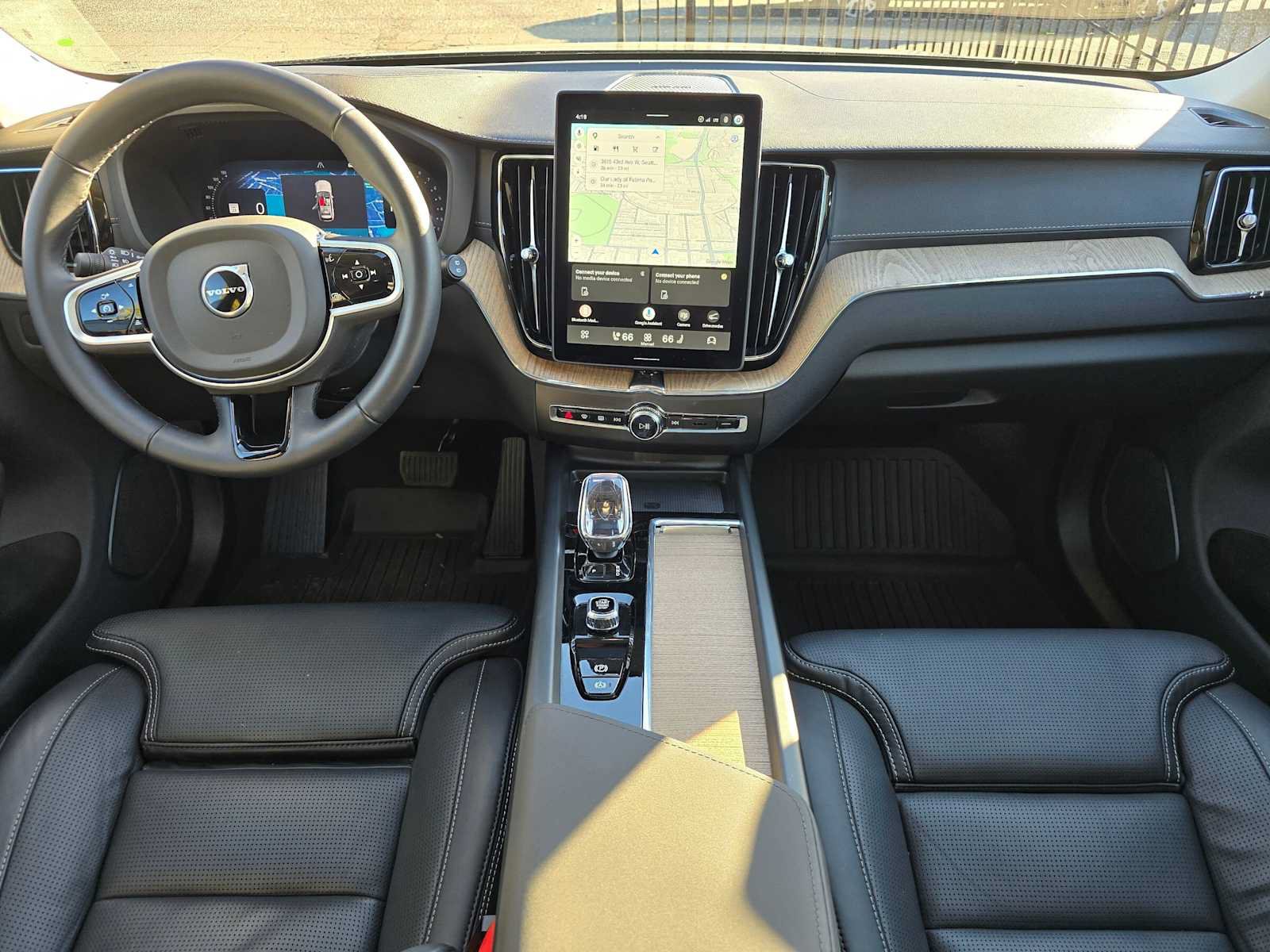 Used 2026 Volvo XC60 B5 Ultra w/ Protection Package Premier AWD/4WD image 18