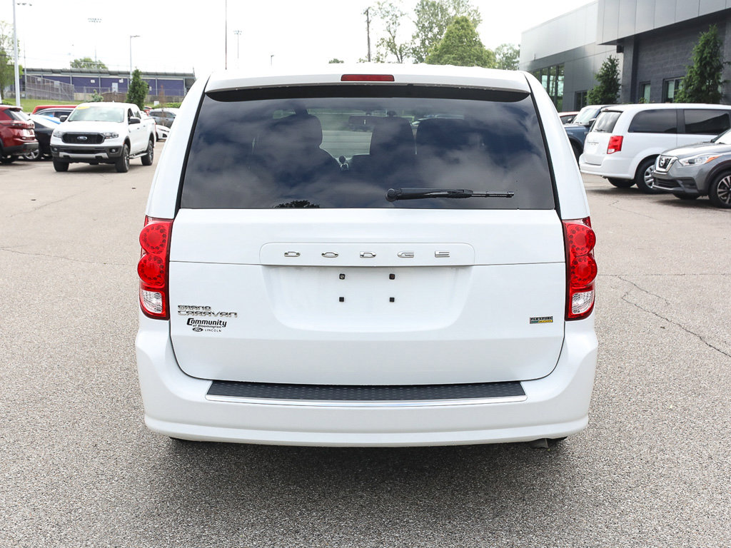 Used 2017 Dodge Grand Caravan SE FWD image 5