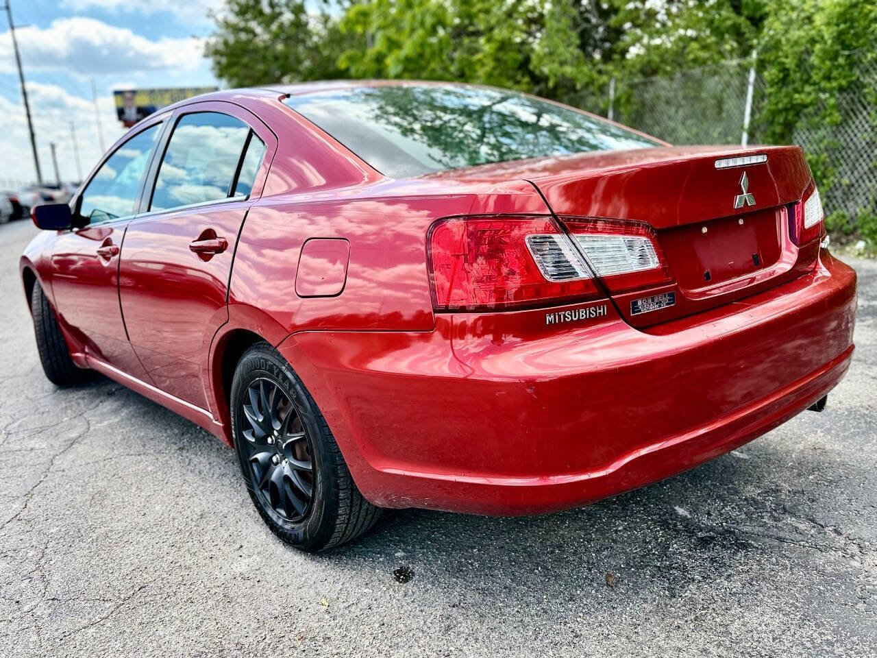 Used 2012 Mitsubishi Galant SE FWD image 3