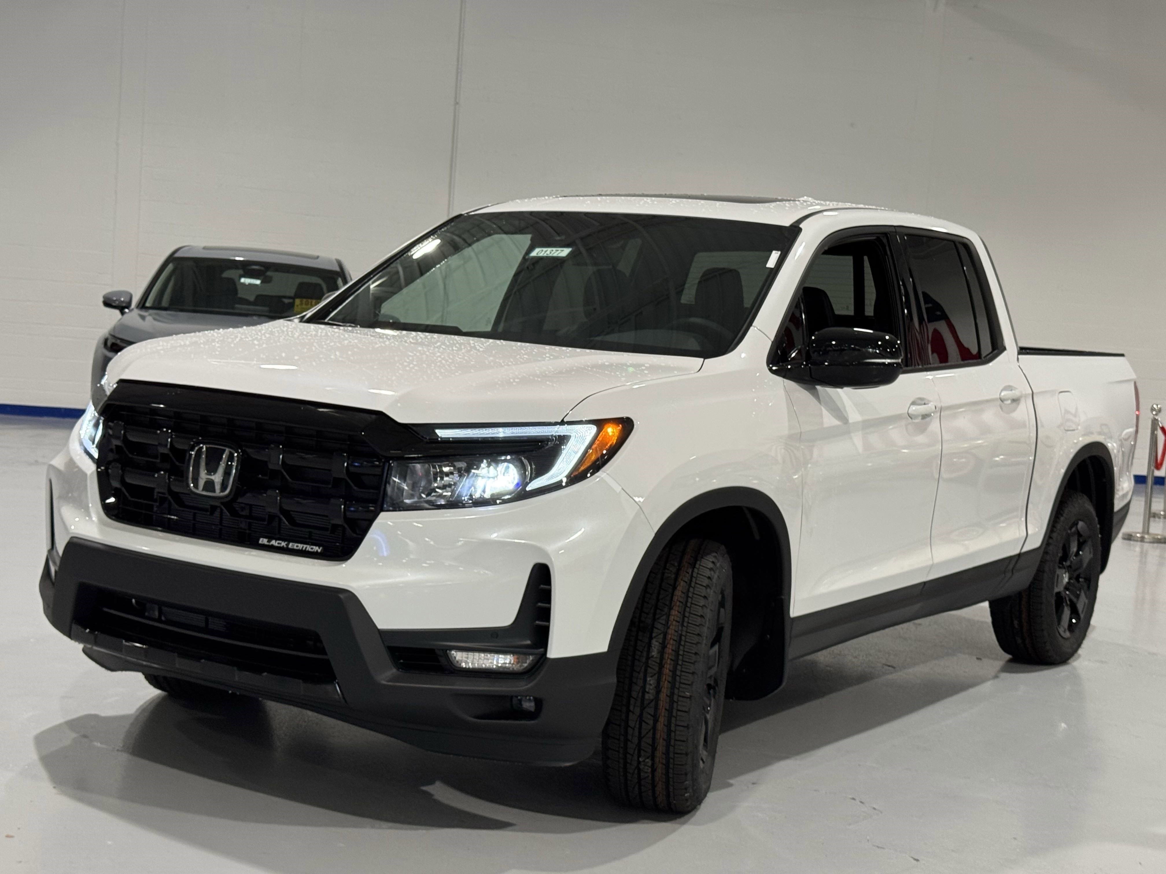New 2026 Honda Ridgeline Black Edition image 16