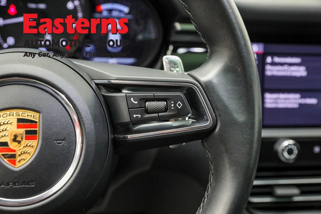 Used 2023 Porsche Macan T image 16