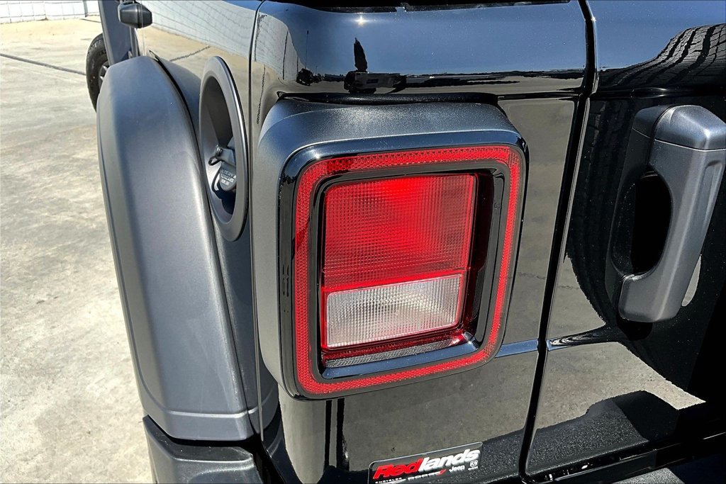 New 2026 Jeep Wrangler Unlimited Sport AWD/4WD image 35