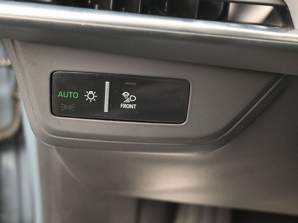 Used 2022 Audi e-tron GT Premium Plus image 21