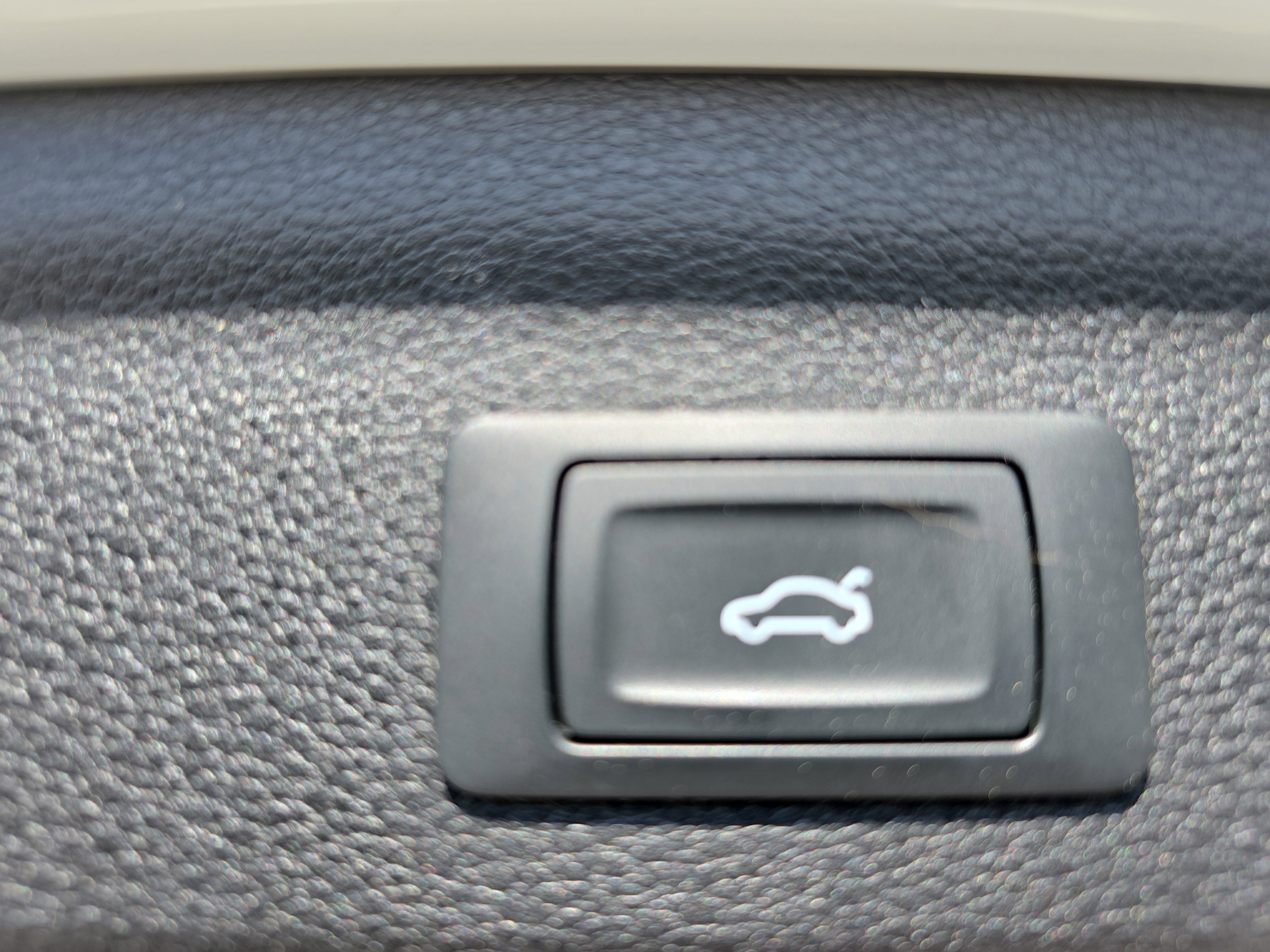 Certified 2023 Audi Q3 2.0T Premium image 13