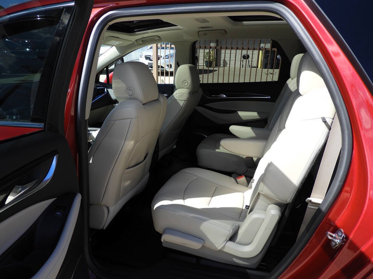 Used 2019 Buick Enclave Premium w/ Experience Buick Package AWD/4WD image 20