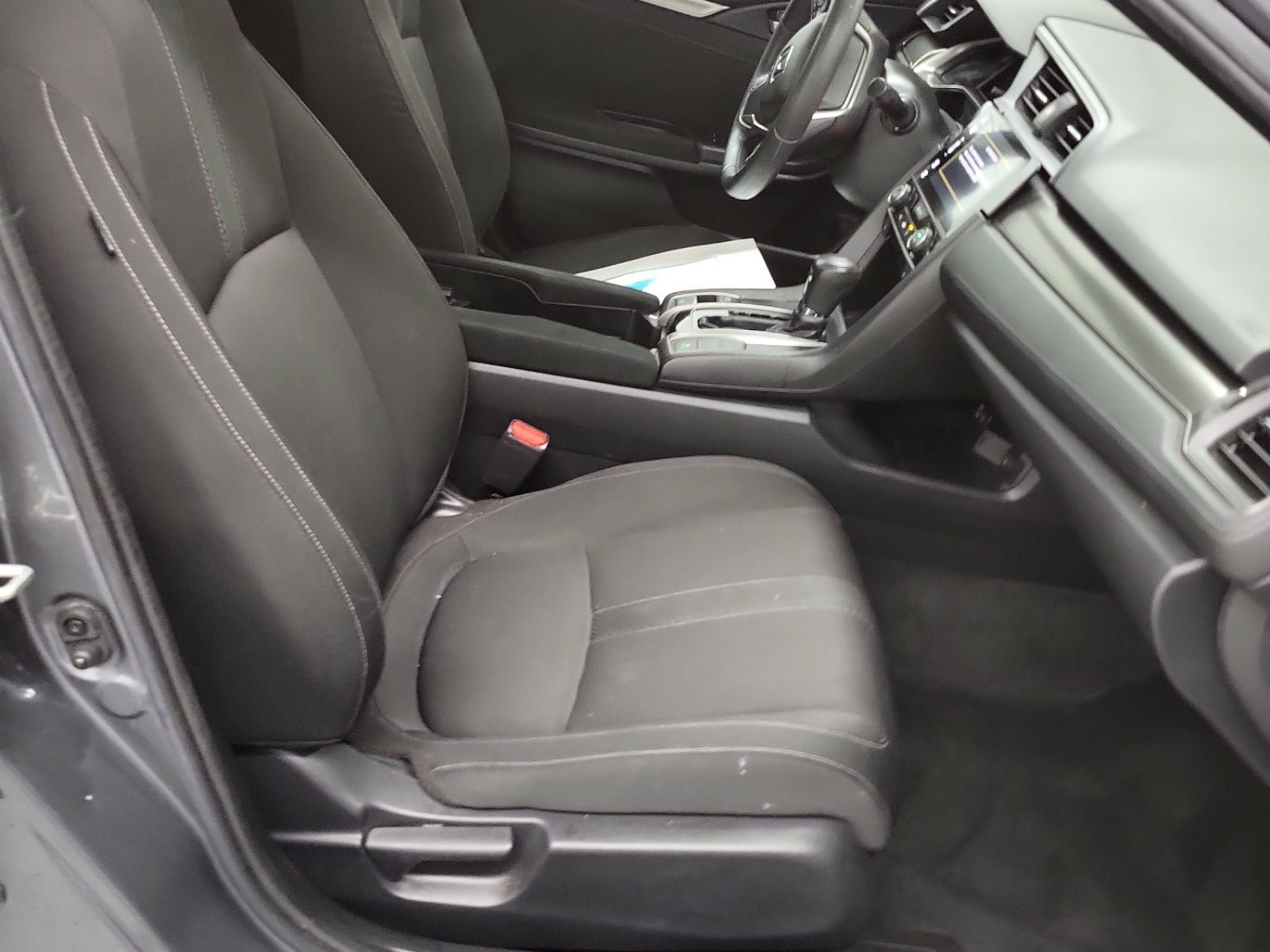 Used 2018 Honda Civic EX image 10