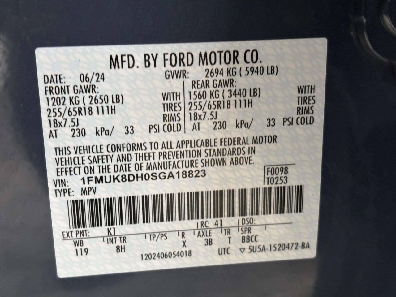 Used 2025 Ford Explorer Active AWD/4WD image 41