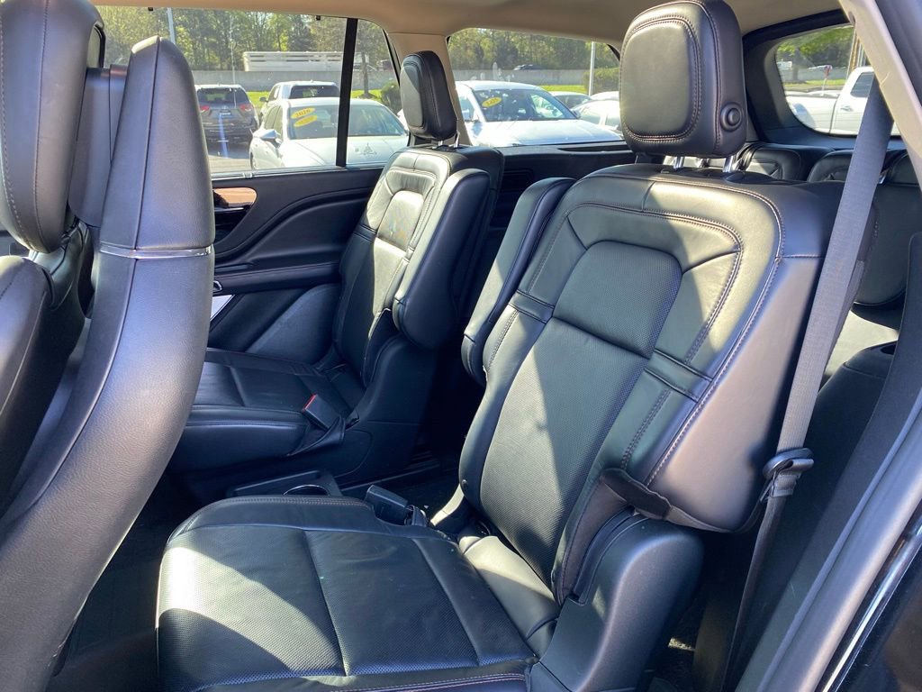 Used 2020 Lincoln Aviator Reserve w/ Equipment Group 202A image 28