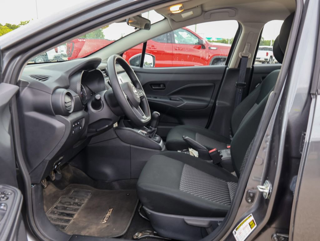 Used 2024 Nissan Versa S FWD image 6