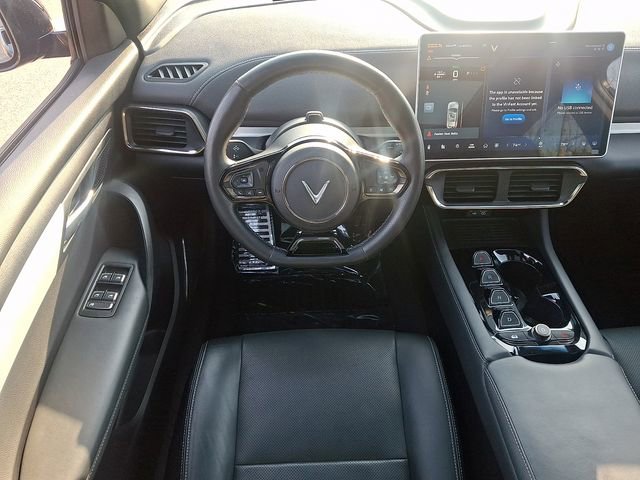 Used 2023 VinFast VF 8 Plus image 13