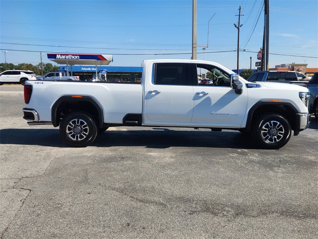 New 2026 GMC Sierra 3500 SLT image 9