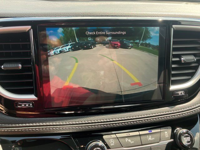 New 2027 Chrysler Pacifica Limited AWD/4WD image 20