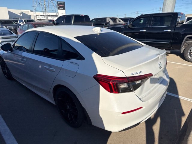 Used 2023 Honda Civic Sport image 5