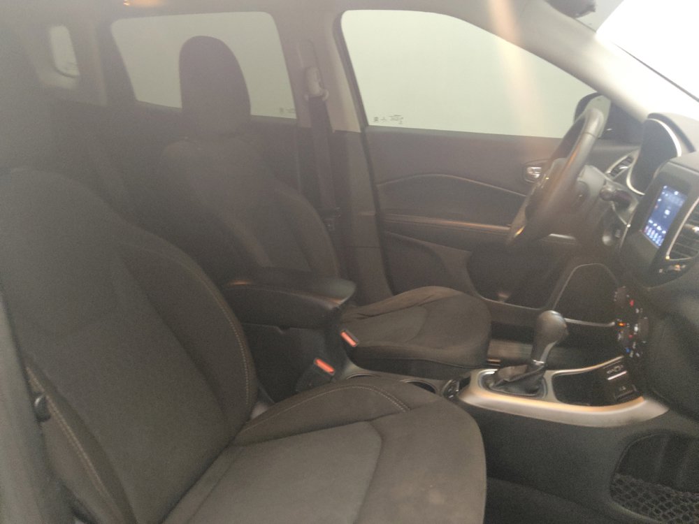 Used 2020 Jeep Compass Sport FWD image 21