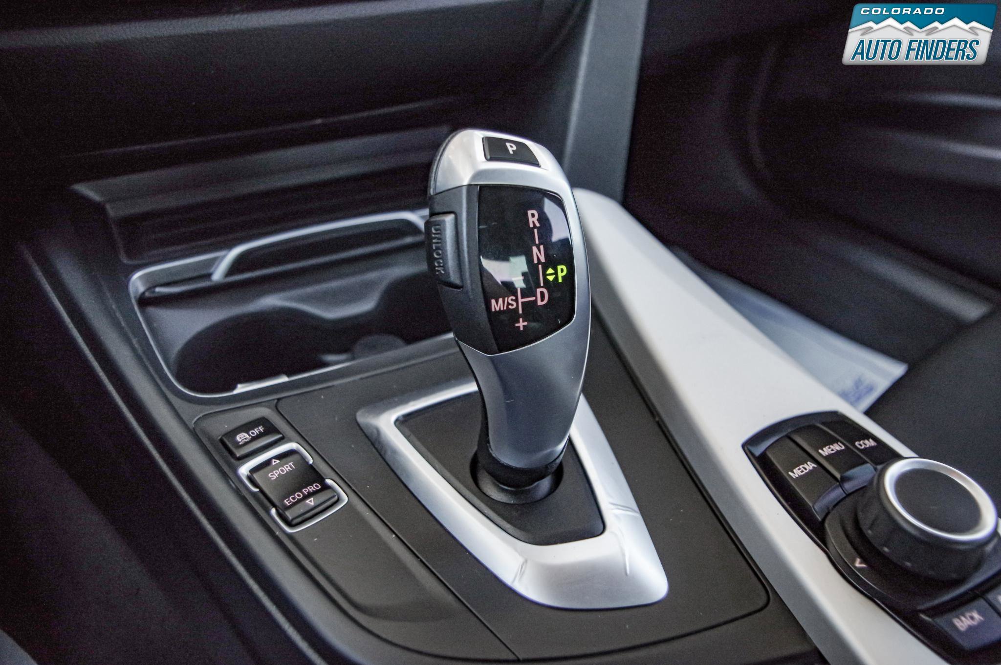 Used 2018 BMW 320i xDrive Sedan image 18