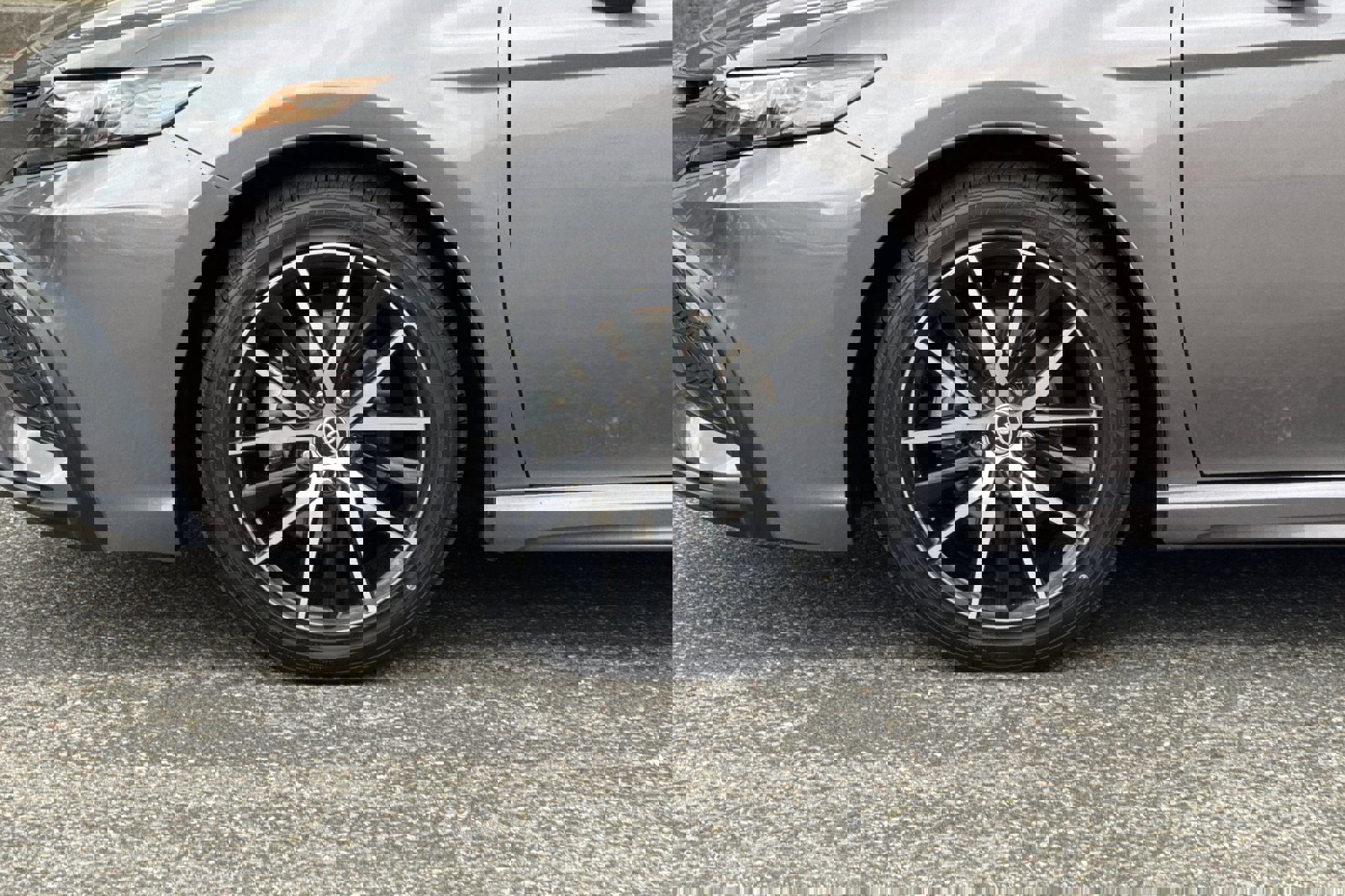 Used 2023 Toyota Camry SE image 25