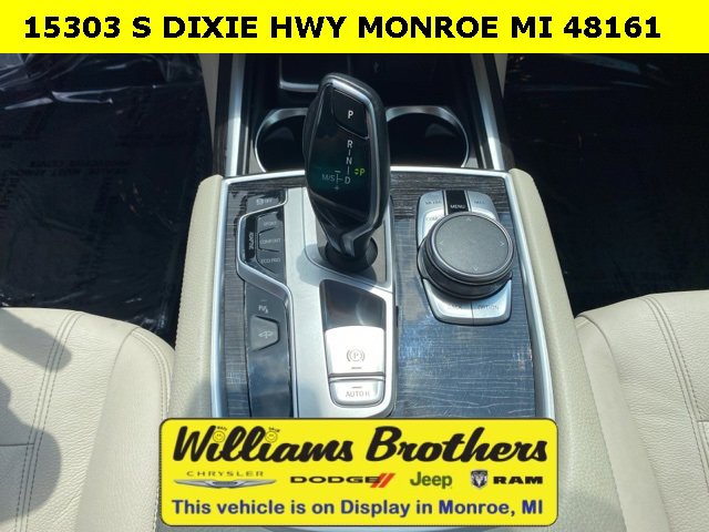 Used 2018 BMW 740i xDrive image 15