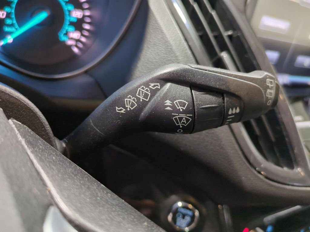 Used 2015 Ford Escape Titanium w/ Equipment Group 301A image 31