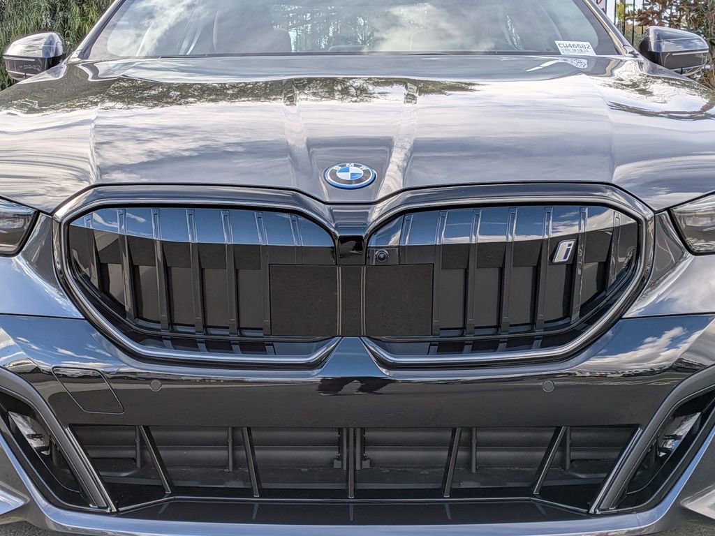 New 2026 BMW i5 eDrive40 image 5