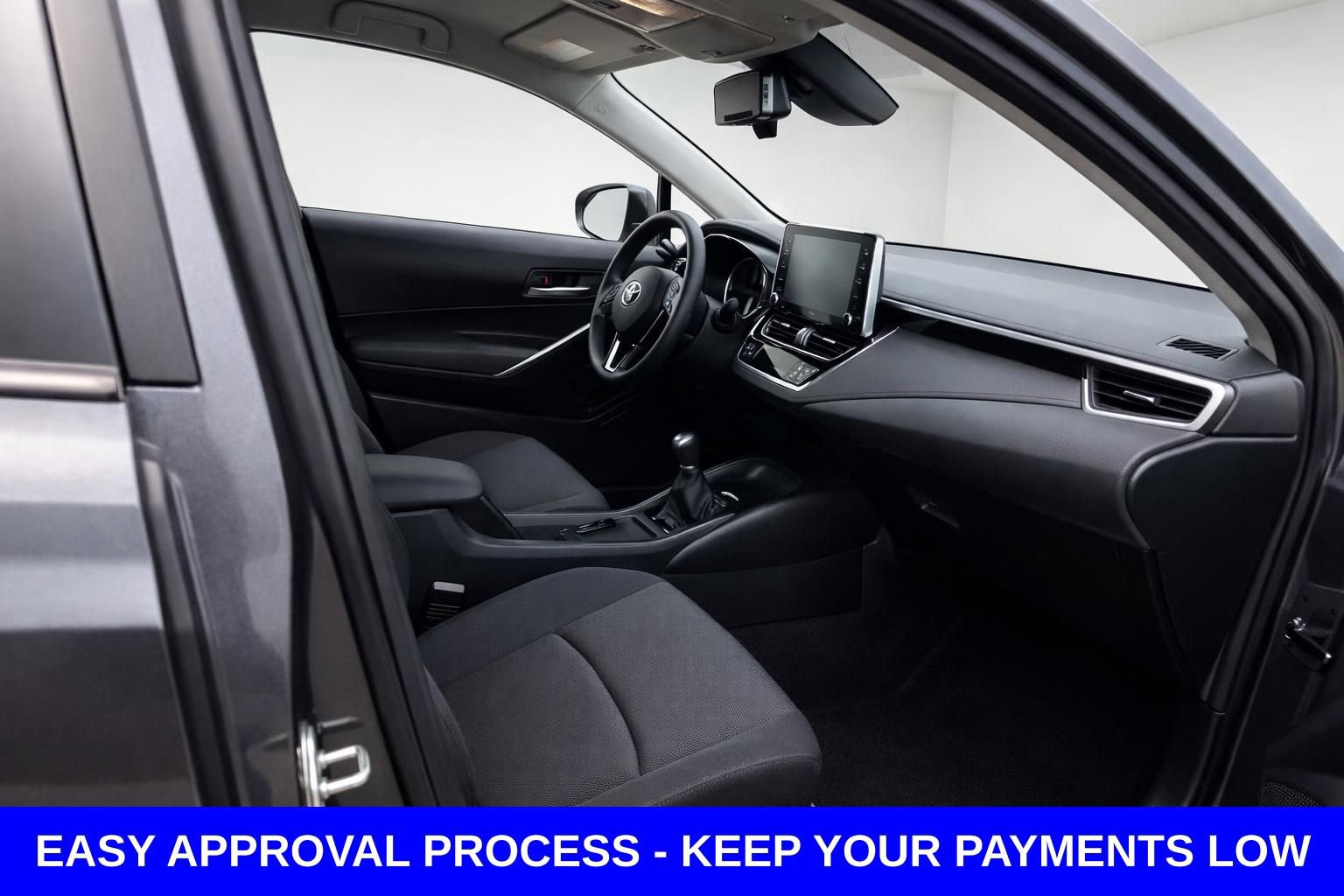 Used 2021 Toyota C-HR LE image 14