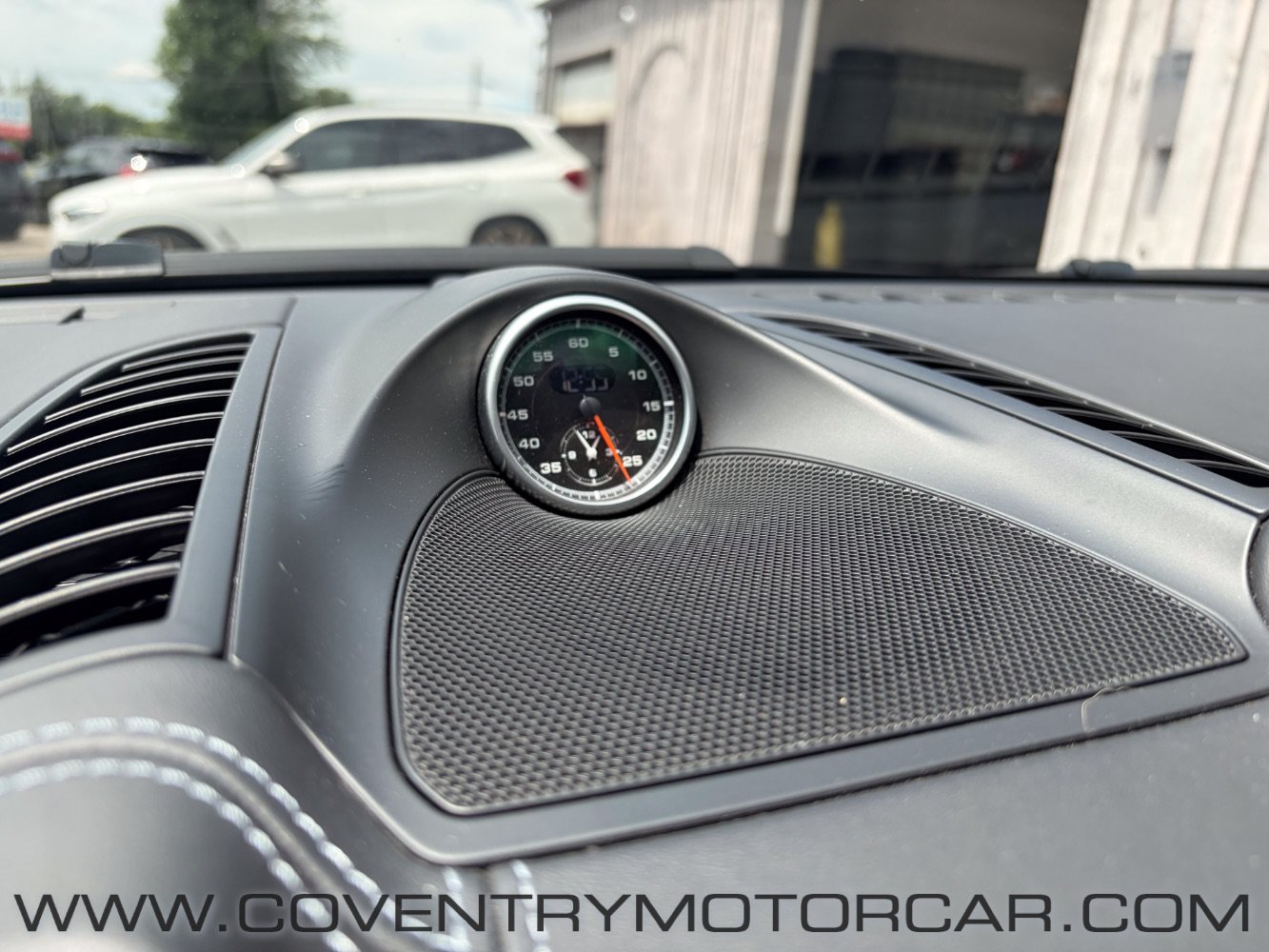 Used 2012 Porsche Cayenne Turbo AWD/4WD image 17