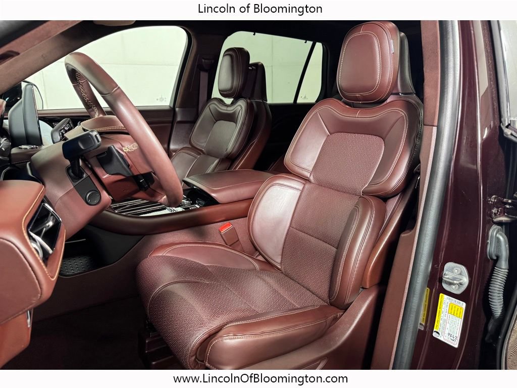 Certified 2023 Lincoln Aviator Black Label w/ Dynamic Handling Package AWD/4WD image 15