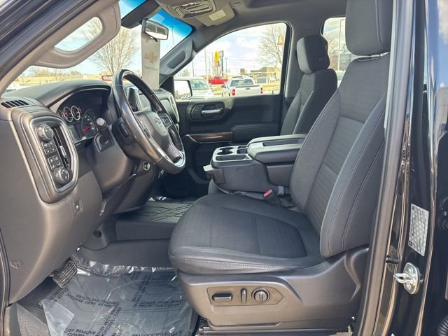Used 2019 Chevrolet Silverado 1500 LT Trail Boss w/ Convenience Package AWD/4WD image 10